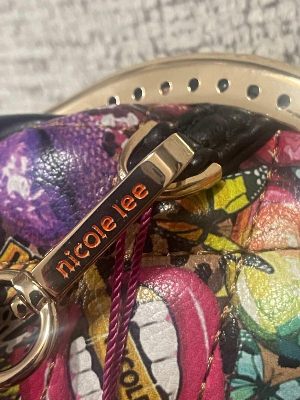 NWT Nicole Lee "All Emotion" 
Kiss Lock Mini Wristlet - Picture 6 of 6